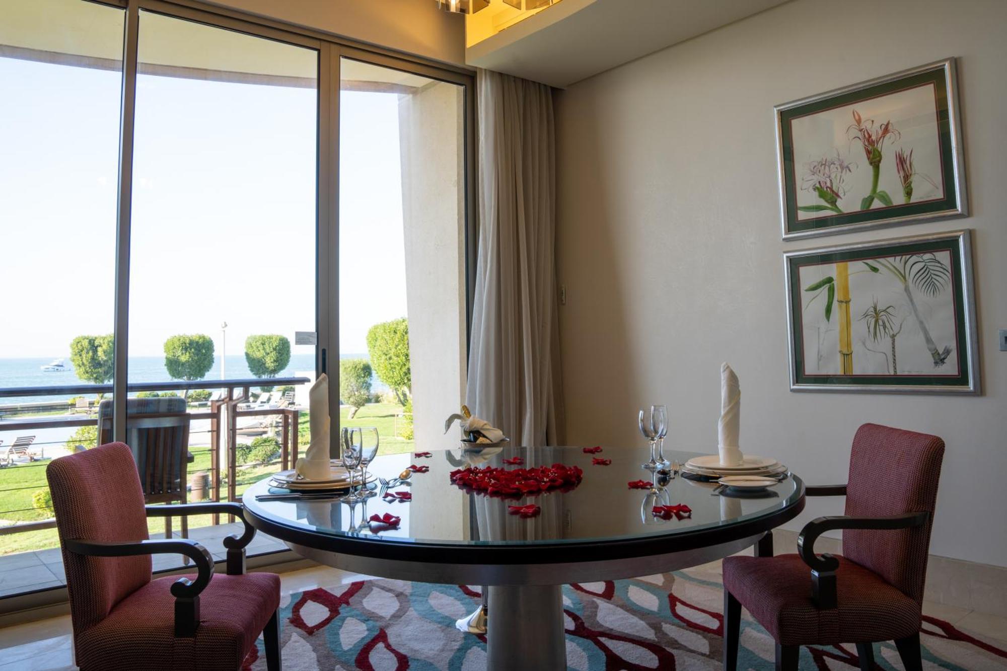 Marina Hotel Κουβέιτ Εξωτερικό φωτογραφία A dining room
