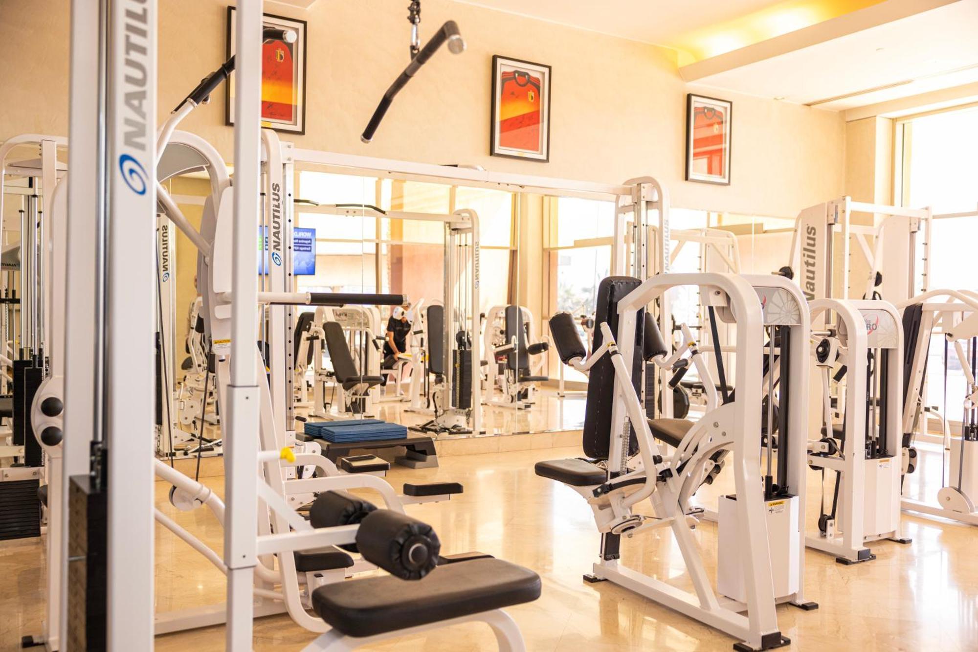 Marina Hotel Κουβέιτ Εξωτερικό φωτογραφία A Nautilus gym